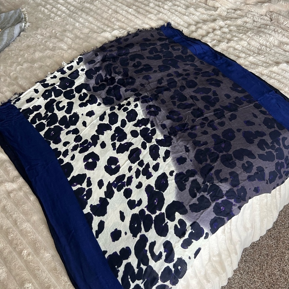 Vince Camuto Blue and Black Scarf